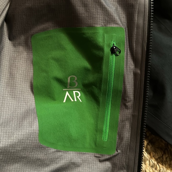 Arc’teryx Beta AR Jacket - Picture 5 of 6